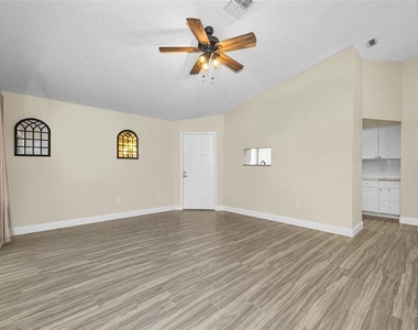 4638 Sheffield Drive - Photo Thumbnail 3