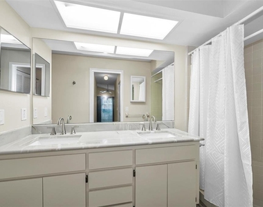 4638 Sheffield Drive - Photo Thumbnail 16