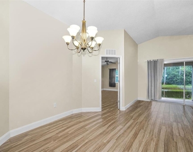 4638 Sheffield Drive - Photo Thumbnail 7