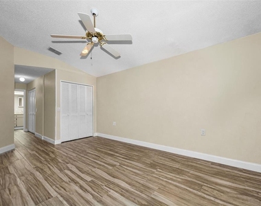 4638 Sheffield Drive - Photo Thumbnail 14