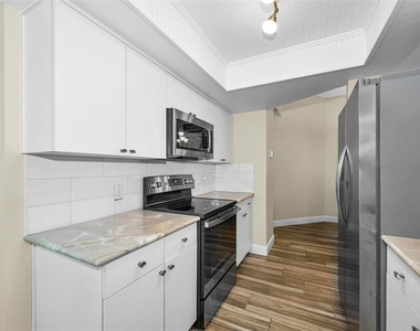 4638 Sheffield Drive - Photo Thumbnail 11