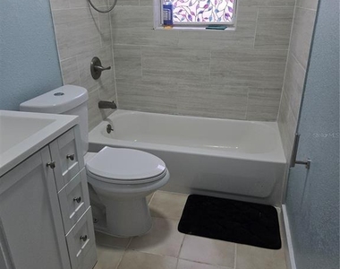 1034 16th Avenue S - Photo Thumbnail 6