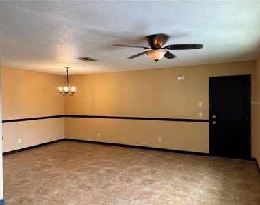22481 Westchester Boulevard - Photo Thumbnail 6