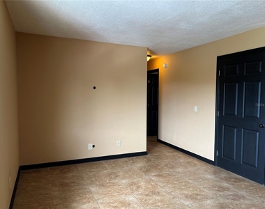 22481 Westchester Boulevard - Photo Thumbnail 4