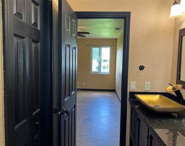 22481 Westchester Boulevard - Photo Thumbnail 18