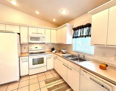 1485 Donegan Road - Photo Thumbnail 2