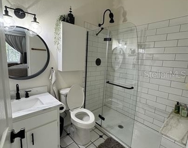 12326 Berkeley Square Drive - Photo Thumbnail 13