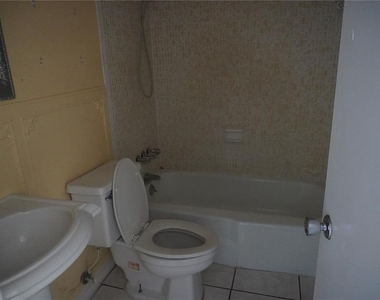 333 Lake Howard Drive Nw - Photo Thumbnail 17