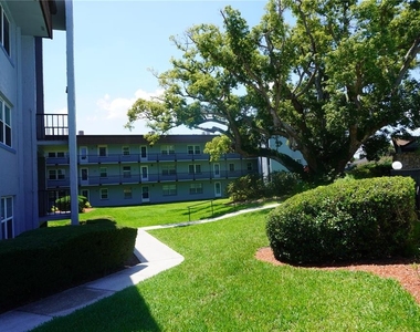 333 Lake Howard Drive Nw - Photo Thumbnail 41