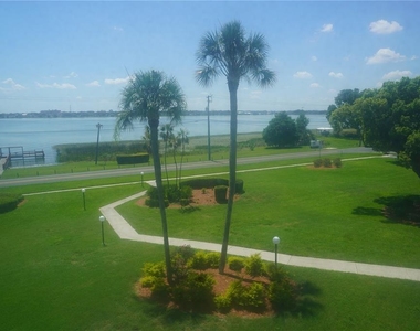 333 Lake Howard Drive Nw - Photo Thumbnail 10