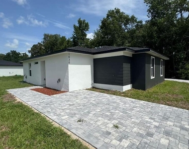 1030 Nw 57th Court - Photo Thumbnail 6