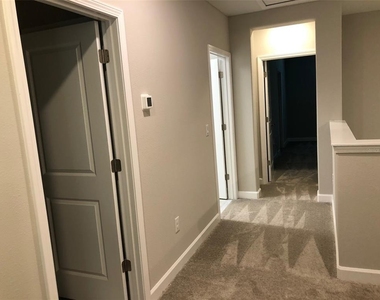 10056 Corso Milano Drive - Photo Thumbnail 14