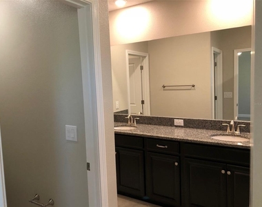 10056 Corso Milano Drive - Photo Thumbnail 10