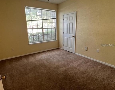 13025 Mulberry Park Drive - Photo Thumbnail 7