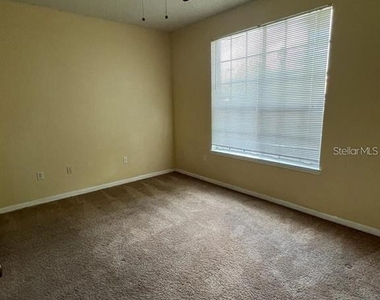 13025 Mulberry Park Drive - Photo Thumbnail 9