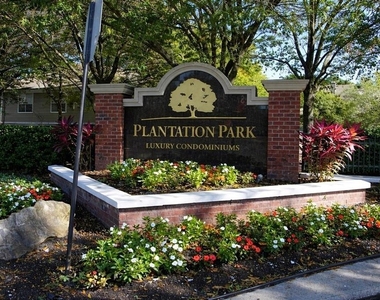 13025 Mulberry Park Drive - Photo Thumbnail 9