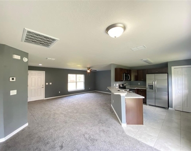 4004 Sw 138th Place - Photo Thumbnail 7