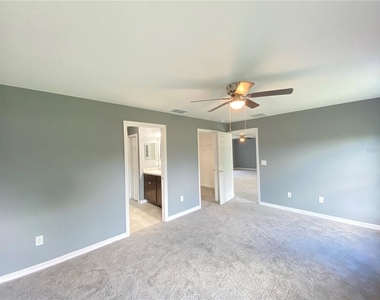 4004 Sw 138th Place - Photo Thumbnail 15