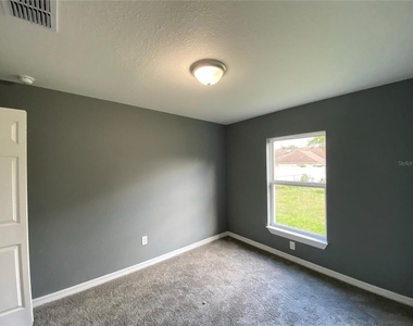 4004 Sw 138th Place - Photo Thumbnail 9