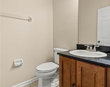 5438 Sw 49th Avenue - Photo Thumbnail 5