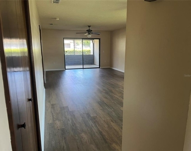 937 Michigan Avenue - Photo Thumbnail 10