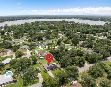 1435 Paula Drive - Photo Thumbnail 9