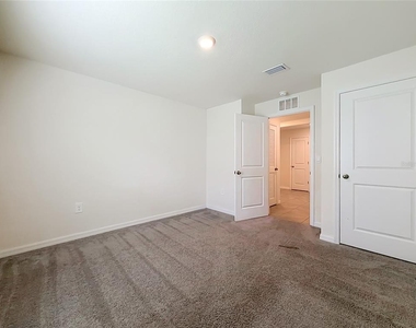 6698 Se 3rd Loop - Photo Thumbnail 23