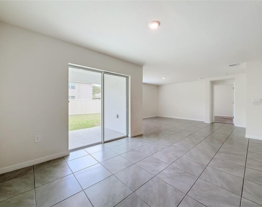 6698 Se 3rd Loop - Photo Thumbnail 8