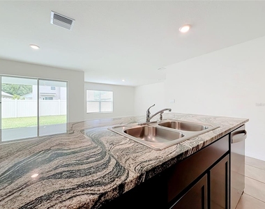 6698 Se 3rd Loop - Photo Thumbnail 7