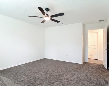 3067 Quarter Street - Photo Thumbnail 9