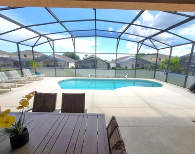 183 Highgate Park Boulevard - Photo Thumbnail 25