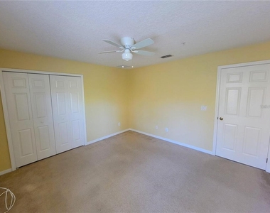 9722 Moss Rose Way - Photo Thumbnail 6