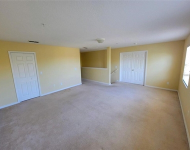 9722 Moss Rose Way - Photo Thumbnail 12