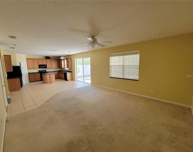 9722 Moss Rose Way - Photo Thumbnail 3