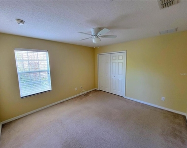 9722 Moss Rose Way - Photo Thumbnail 5