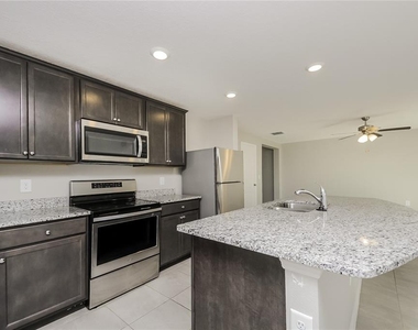204 Fig Court - Photo Thumbnail 4