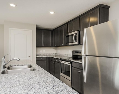 204 Fig Court - Photo Thumbnail 3