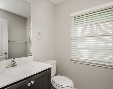 204 Fig Court - Photo Thumbnail 13