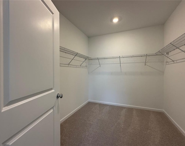 2945 Prosperity Way - Photo Thumbnail 13