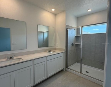 2945 Prosperity Way - Photo Thumbnail 9