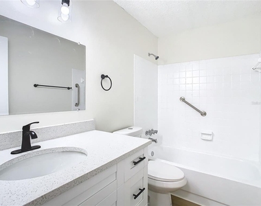 7400 Mitchell Ranch Road - Photo Thumbnail 28