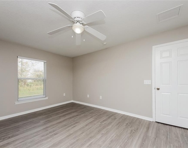 1740 Minnow Court - Photo Thumbnail 8