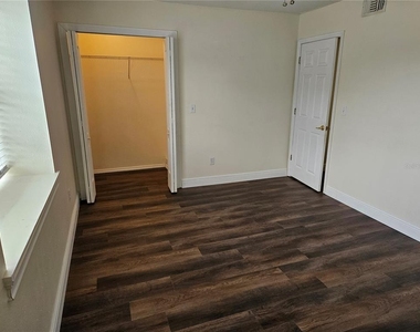 6640 Pot O Gold Lane - Photo Thumbnail 9