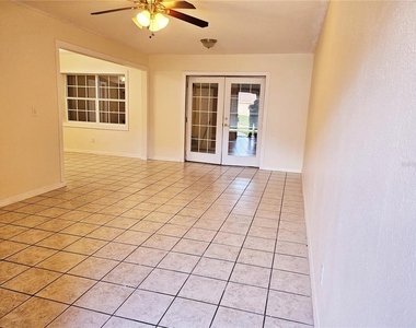 6640 Pot O Gold Lane - Photo Thumbnail 3