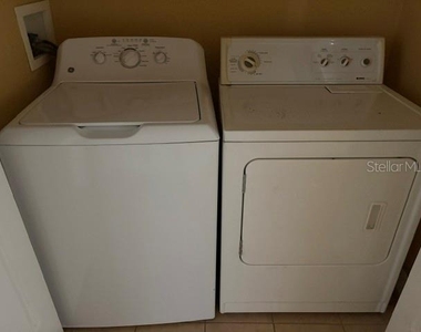 202 E South Street - Photo Thumbnail 6