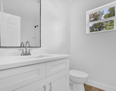 300 Cherokee Avenue - Photo Thumbnail 19