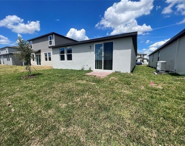 3079 Laurel Oak Lane - Photo Thumbnail 16