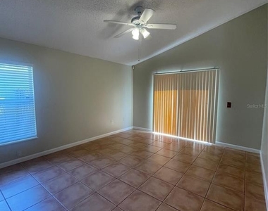 4312 Iveyglen Avenue - Photo Thumbnail 4