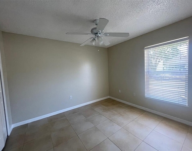 4312 Iveyglen Avenue - Photo Thumbnail 13