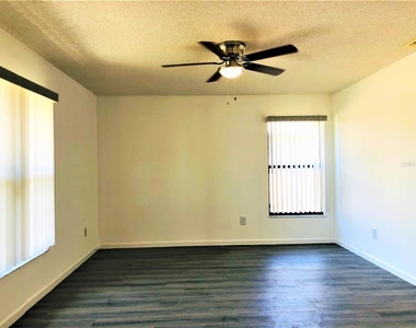 1005 Aviles Court - Photo Thumbnail 2